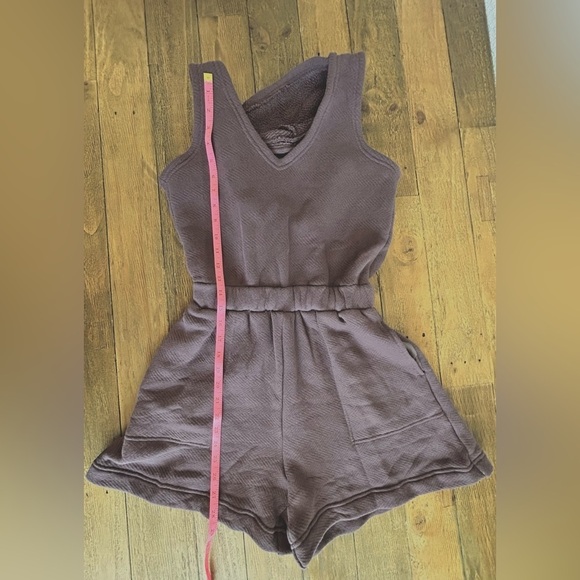 FREE PEOPLE Beach Halter hooded shorts romper Soft Terry plum color Sz XS - Picture 12 of 16